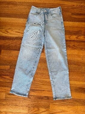 Old Navy High Rise O.G. Loose Jeans Size 4 Light Wash Straight Leg